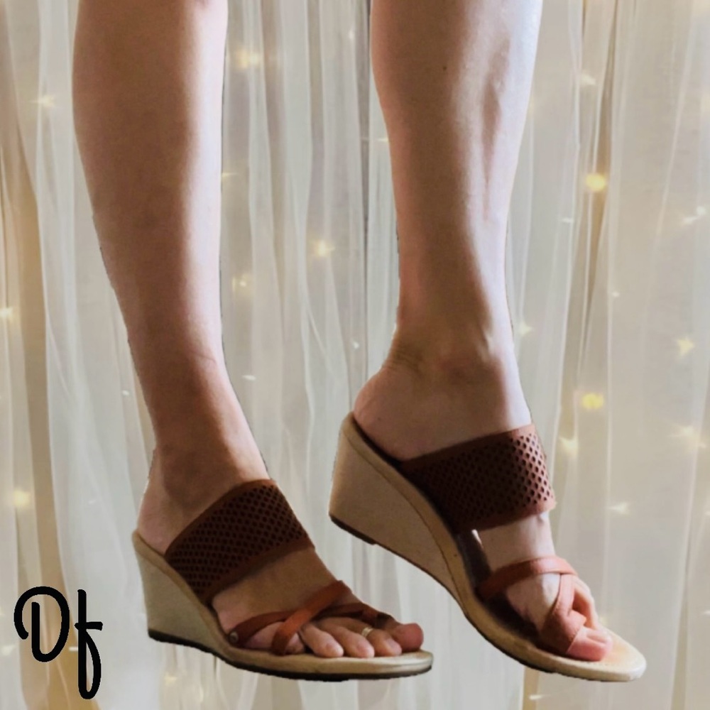 Uggs Brown Wedge Sandals Size 9